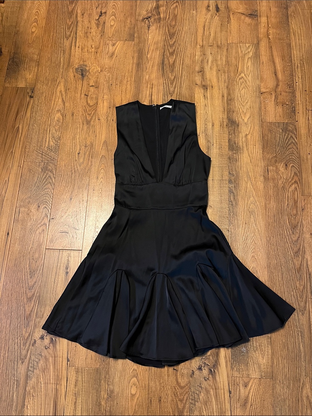 Abercrombie & Fitch Sleeveless V-Neck Flared Dress